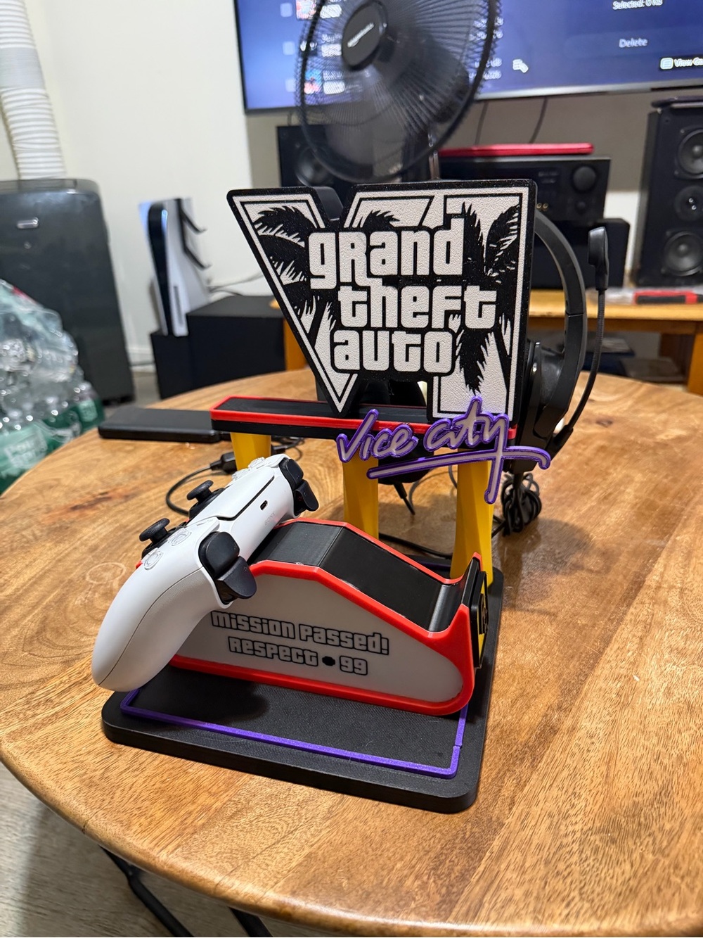 Grand Theft Auto 6 Controller Stand light box feature